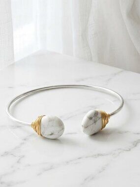 Ladies White Marble Stone Wire Bracelet
